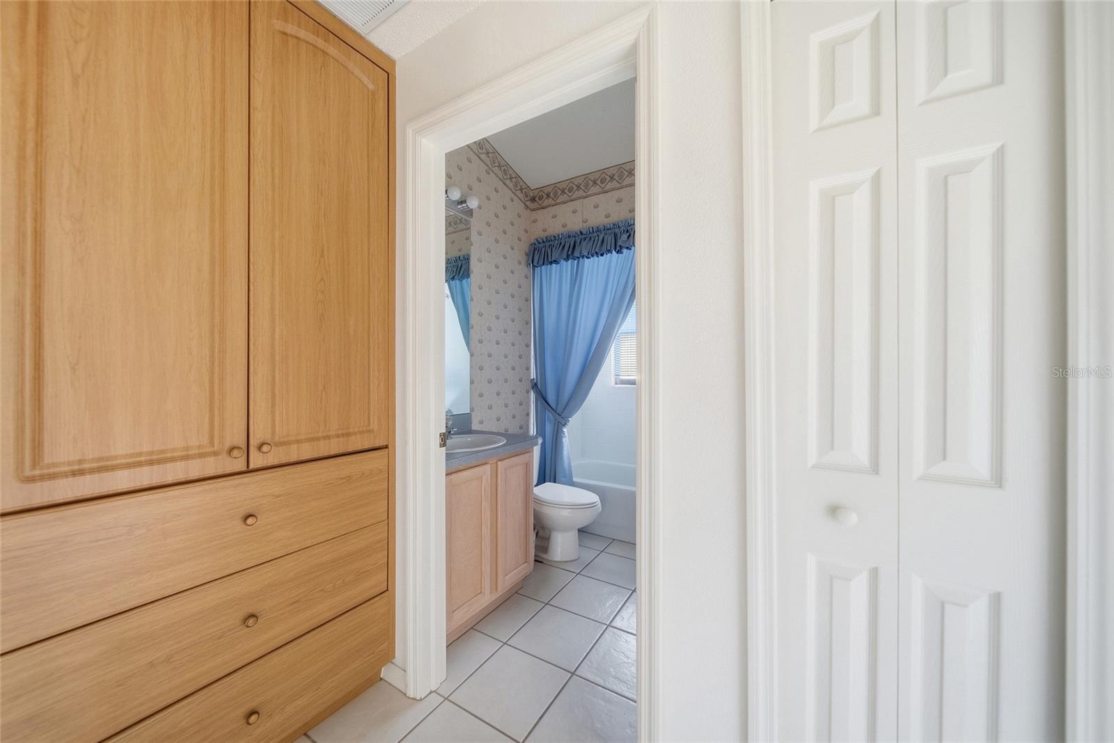13652 PIMBERTON DR — photo 12
