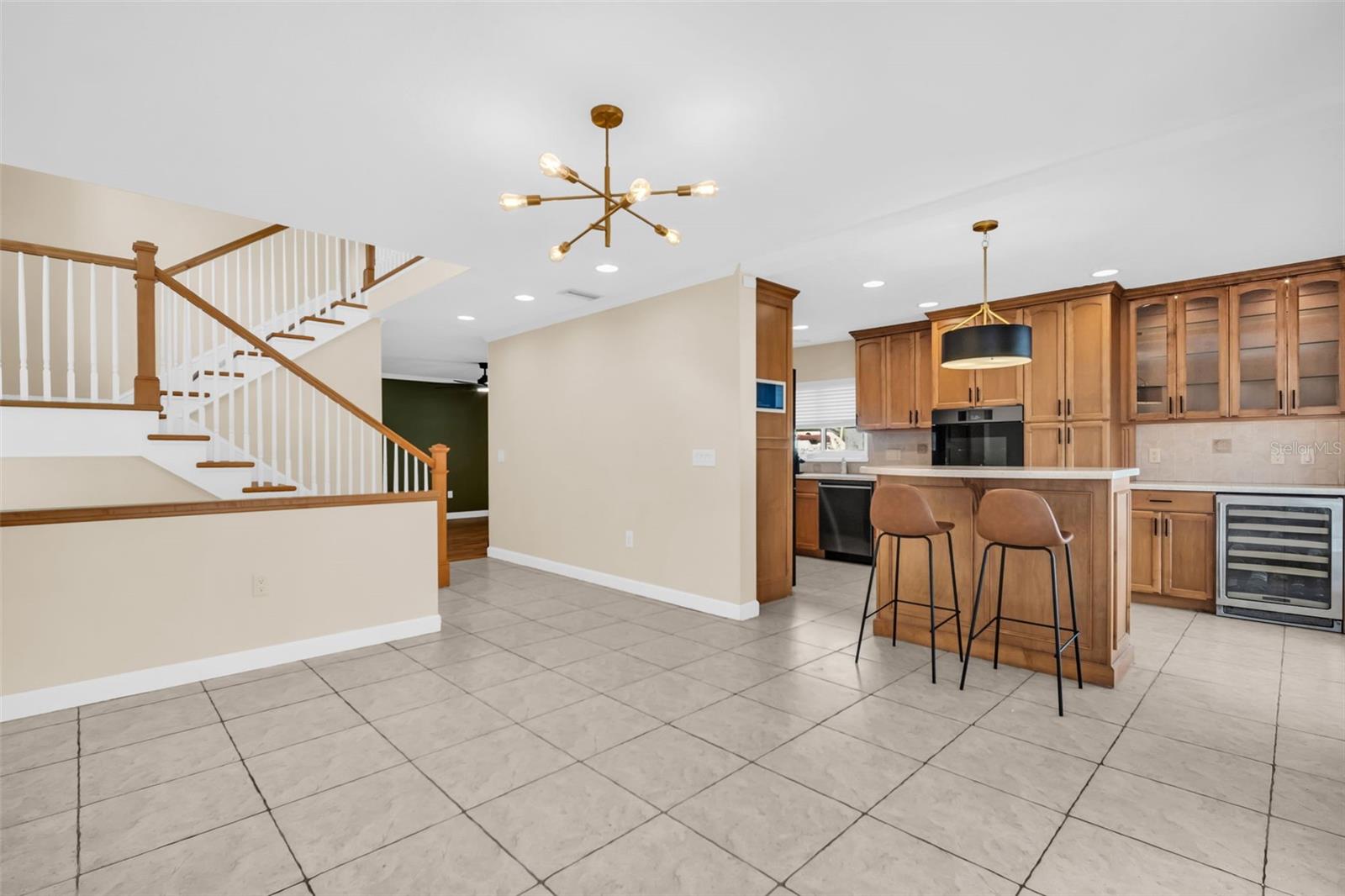 3992 ORCHARD HILL CIR — photo 3