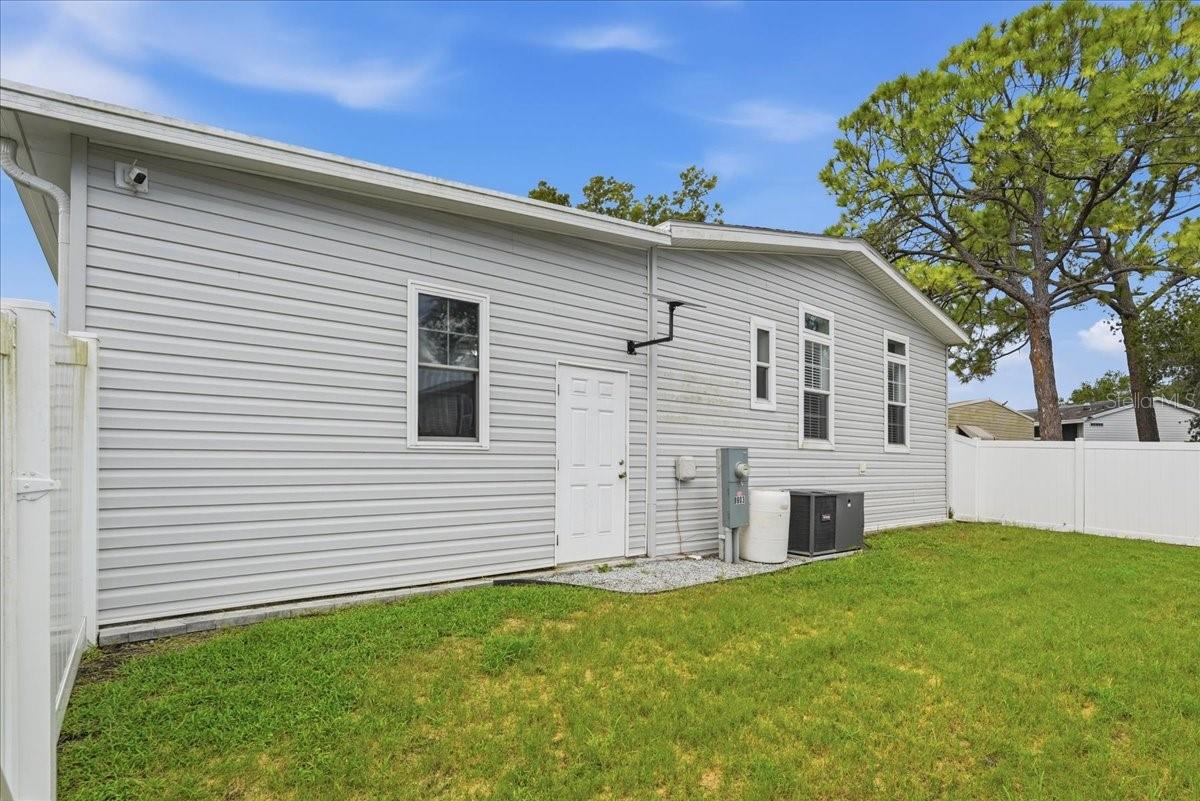 8903 SHELDON WEST DR — photo 48