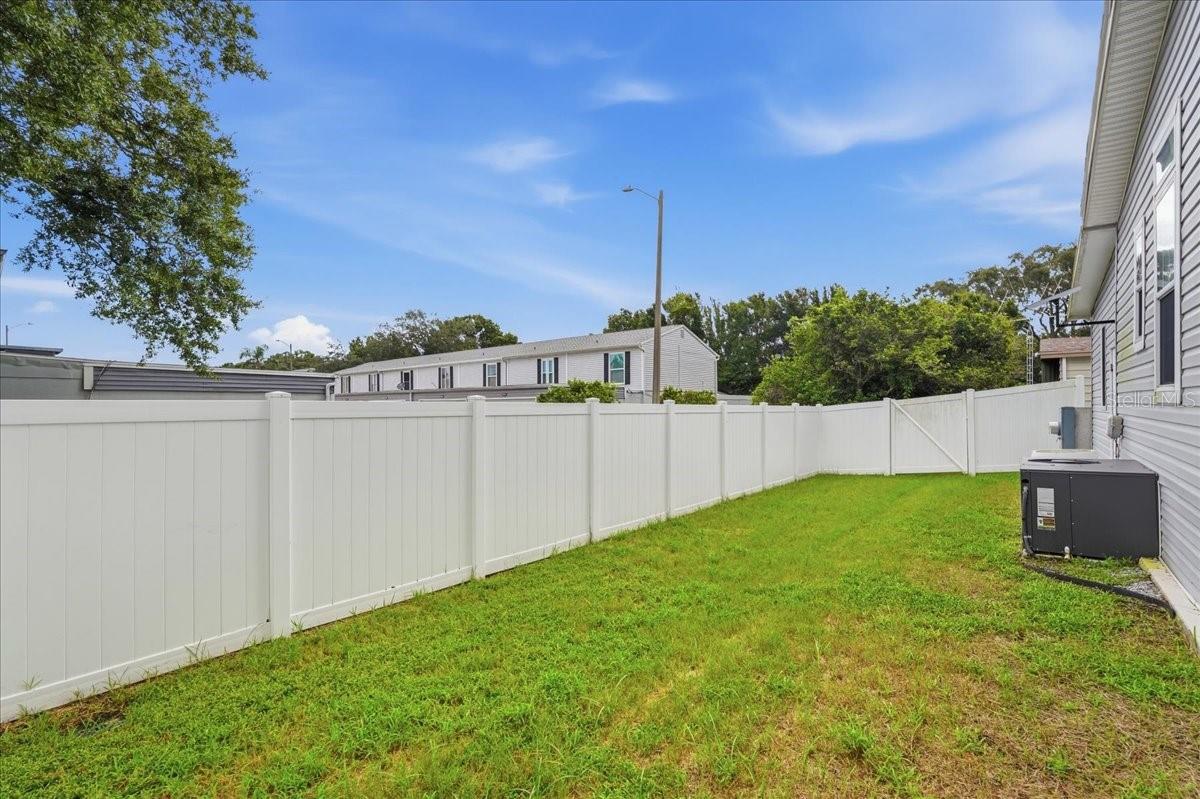 8903 SHELDON WEST DR — photo 50