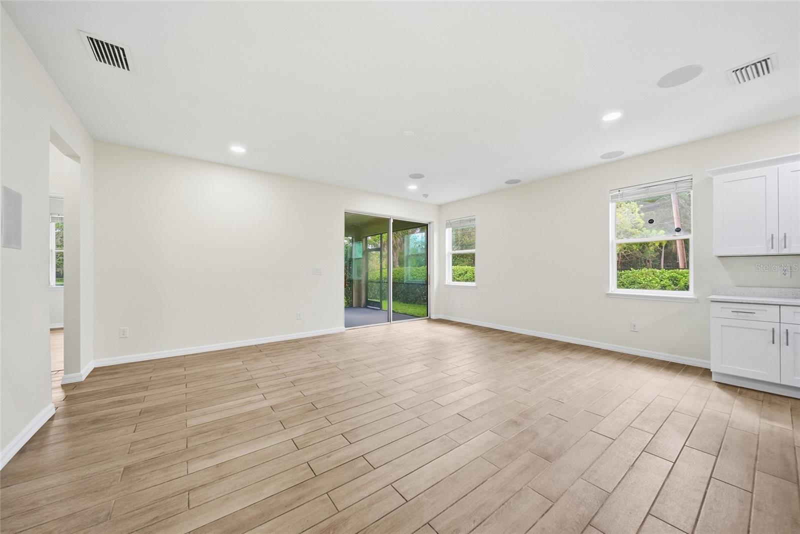 12542 CANDLEBERRY CIR — photo 32