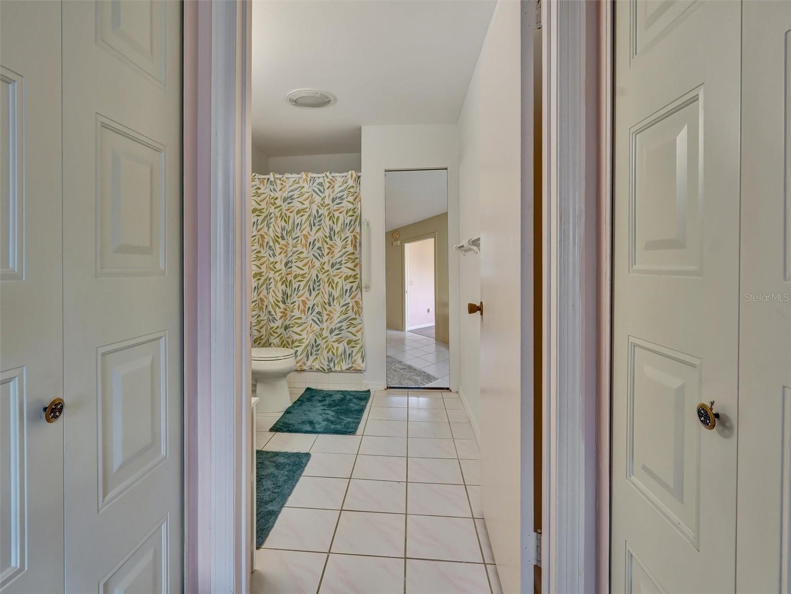 202 CACTUSFLOWER LN — photo 40