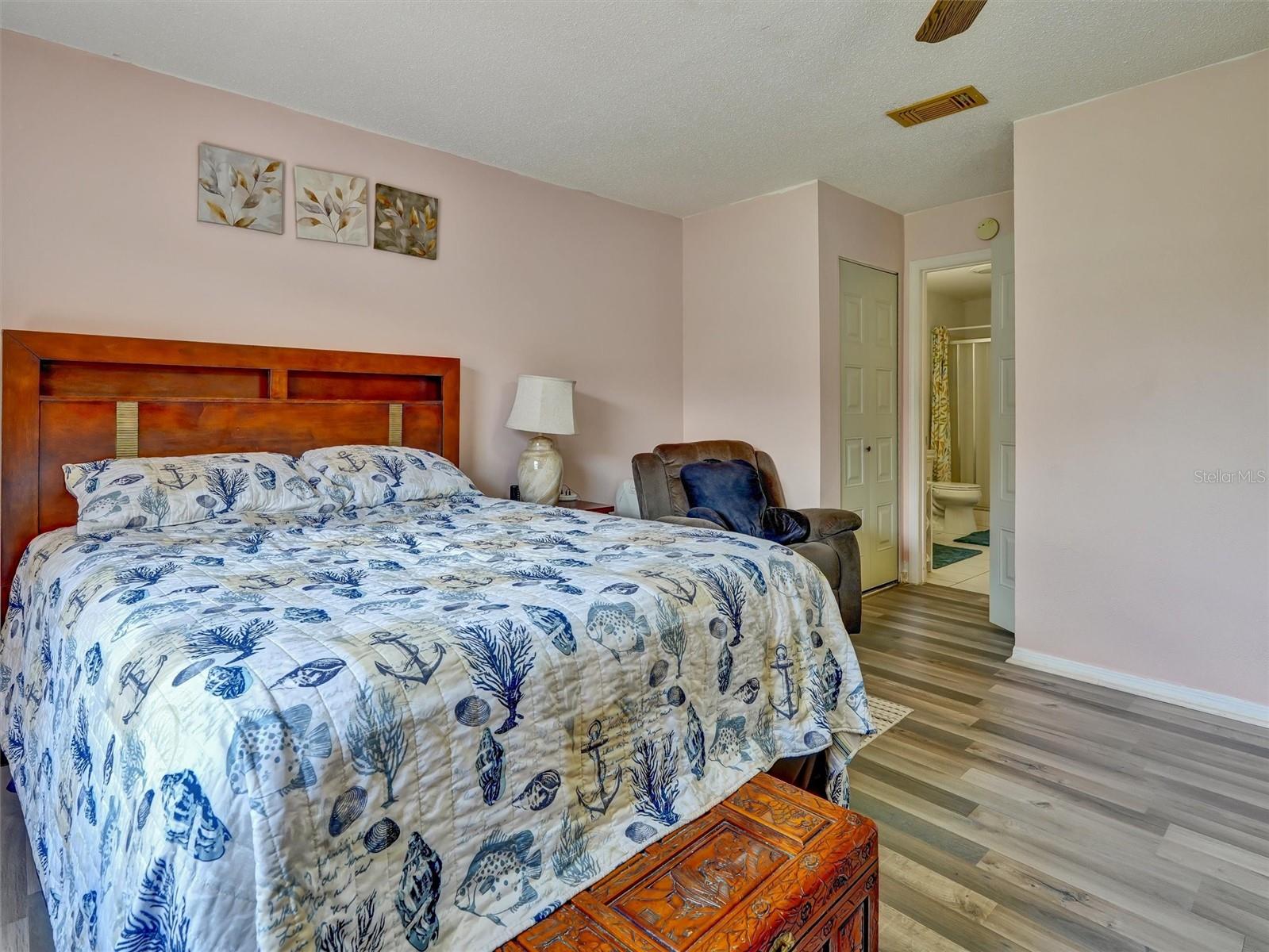 202 CACTUSFLOWER LN — photo 37