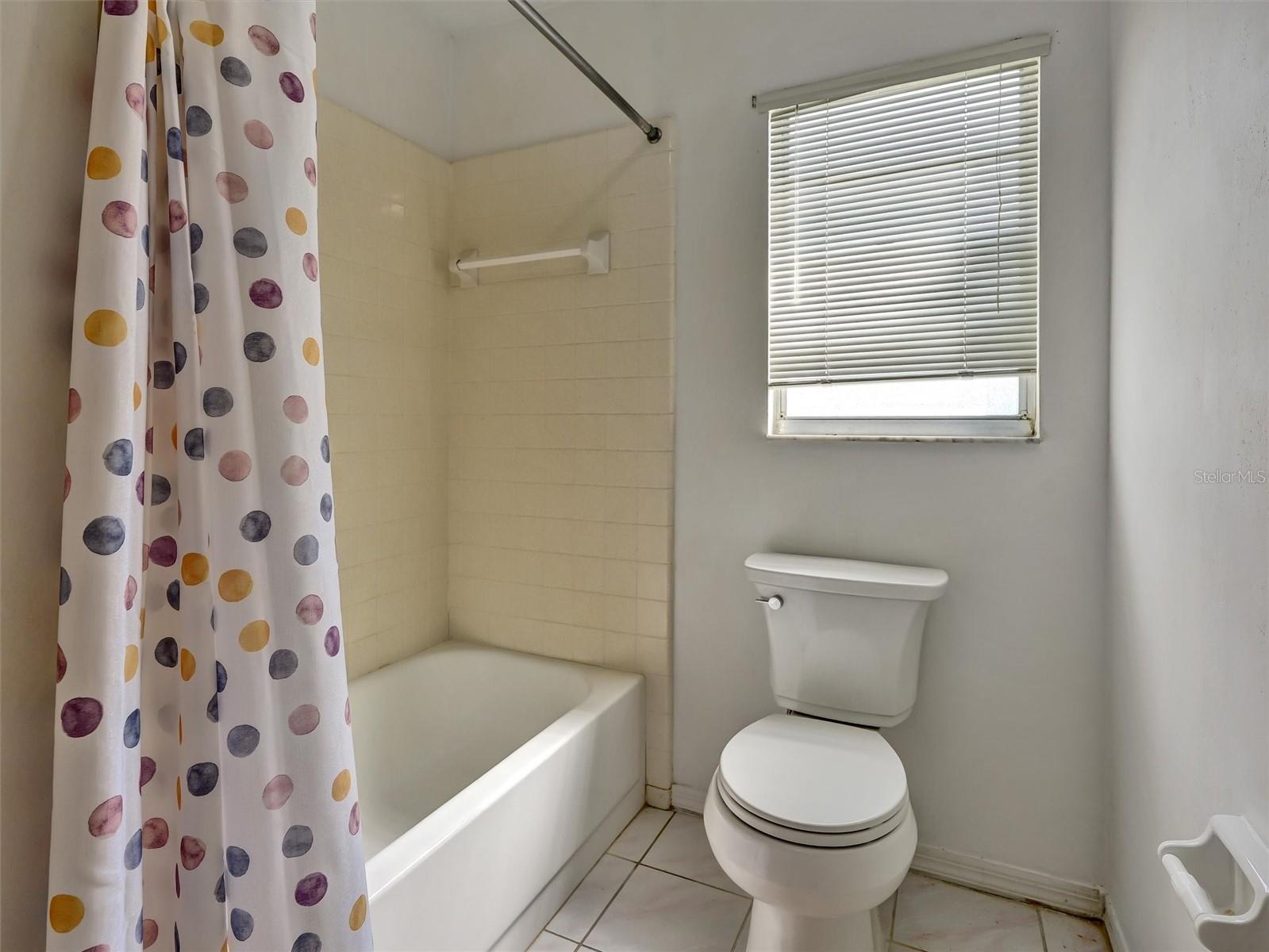 202 CACTUSFLOWER LN — photo 33