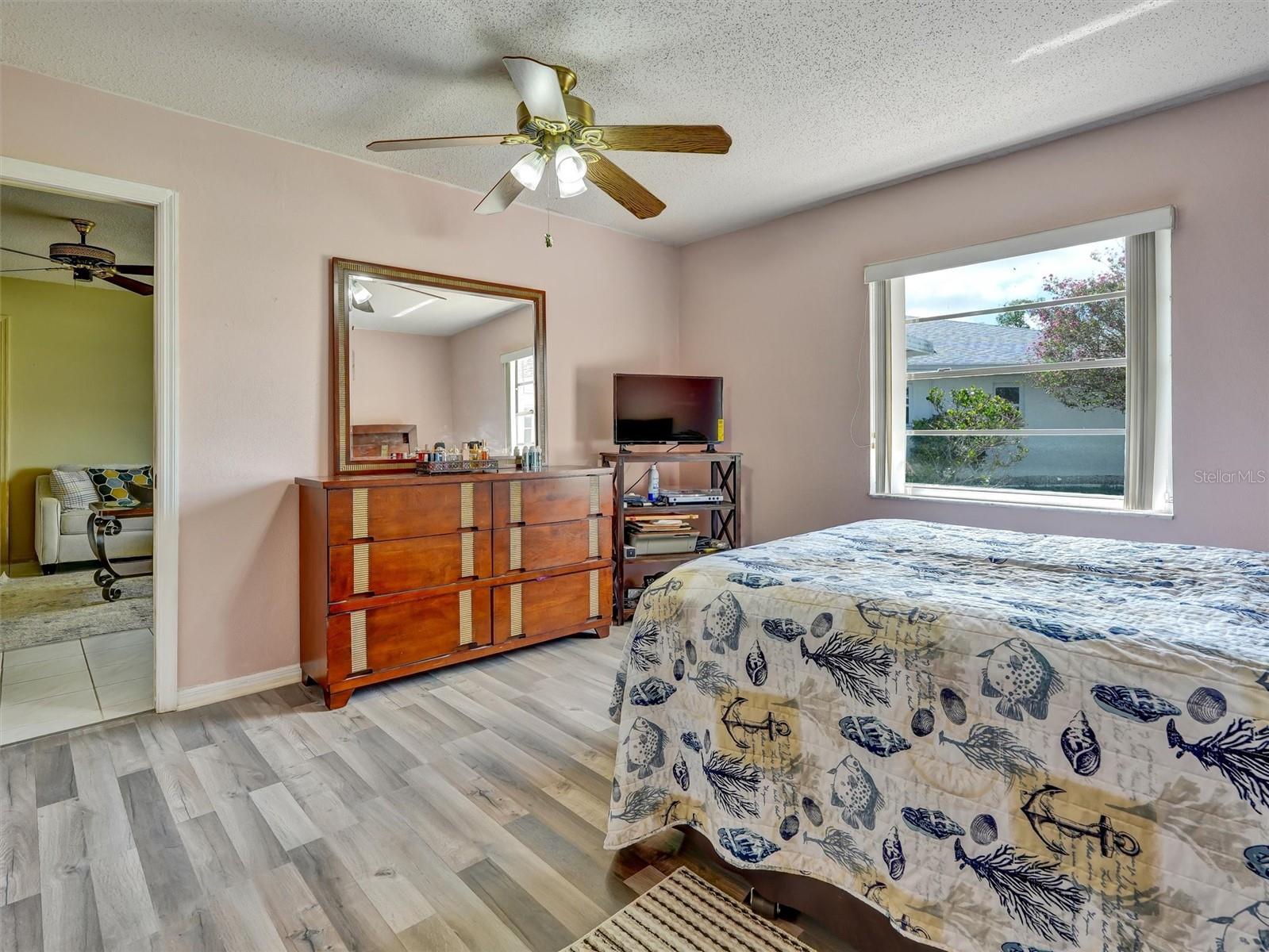 202 CACTUSFLOWER LN — photo 39