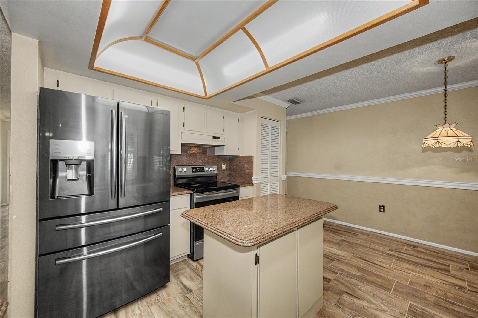 2951 ORCHARD DR — photo 16