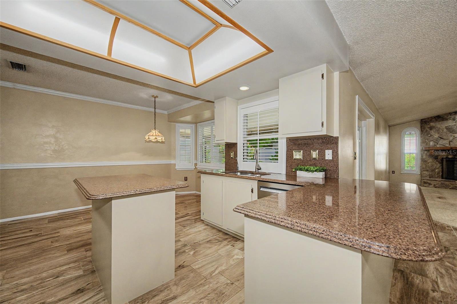 2951 ORCHARD DR — photo 19