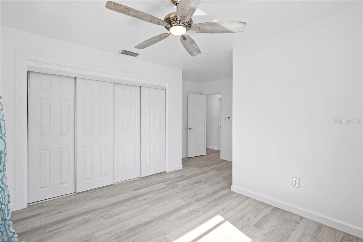 6243 CARLTON AVE — photo 14