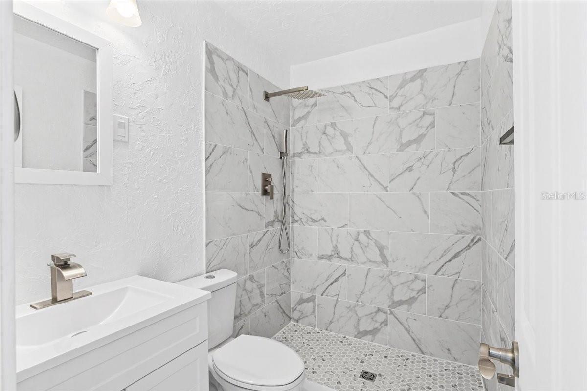 6243 CARLTON AVE — photo 15