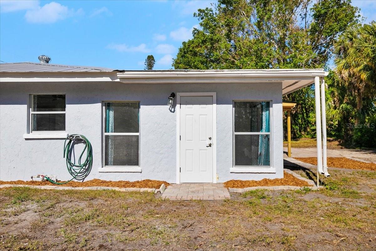 6243 CARLTON AVE — photo 31
