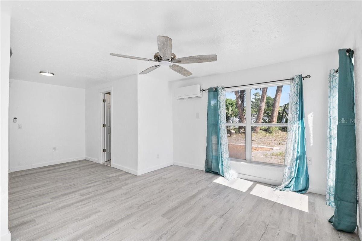 6243 CARLTON AVE — photo 22