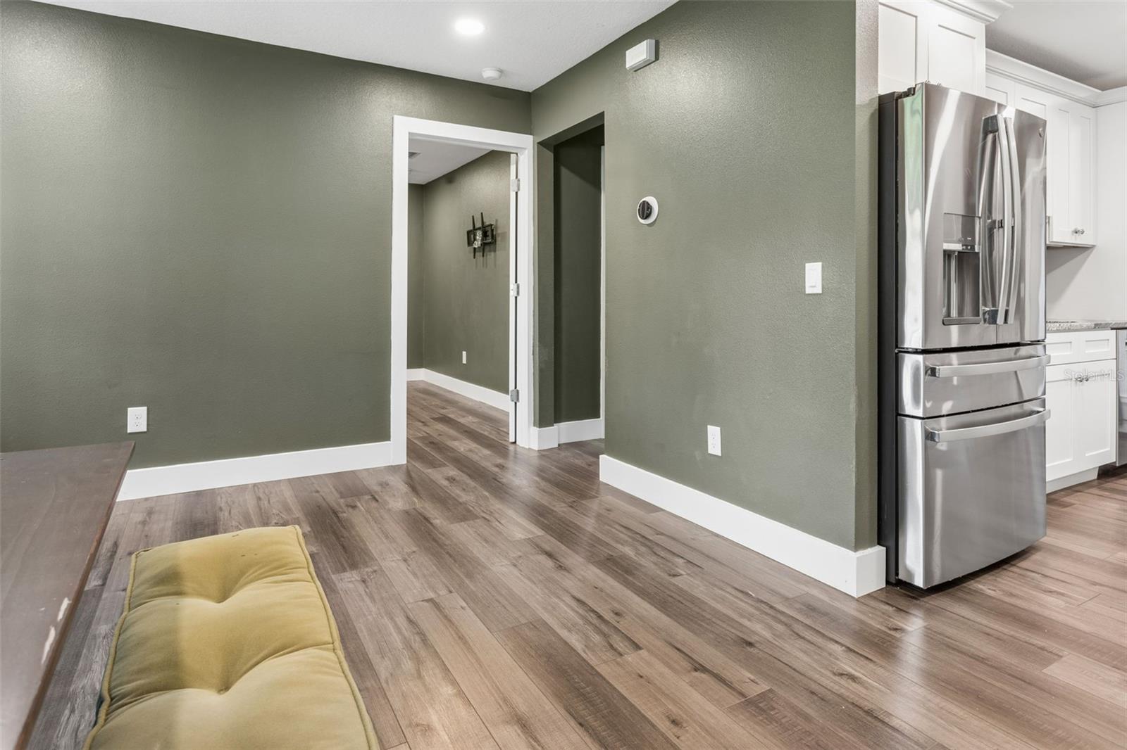 10420 N HAMNER AVE — photo 12