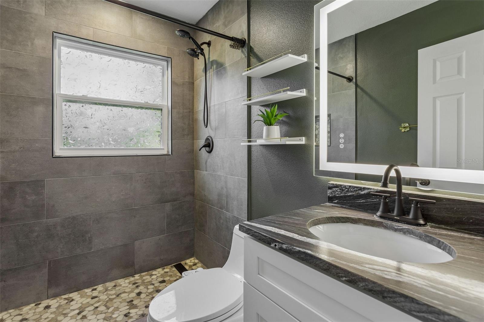 10420 N HAMNER AVE — photo 23