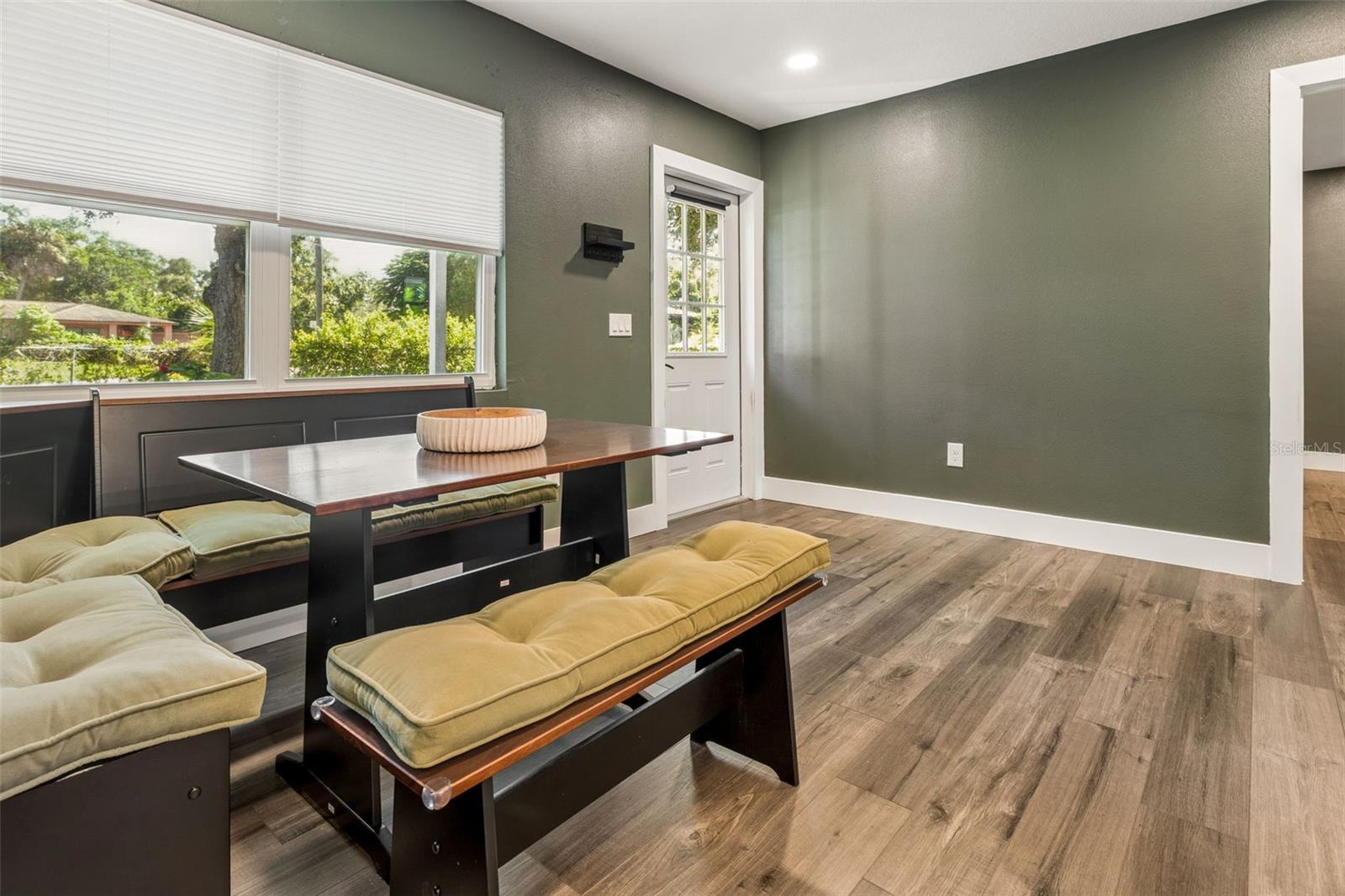 10420 N HAMNER AVE — photo 5