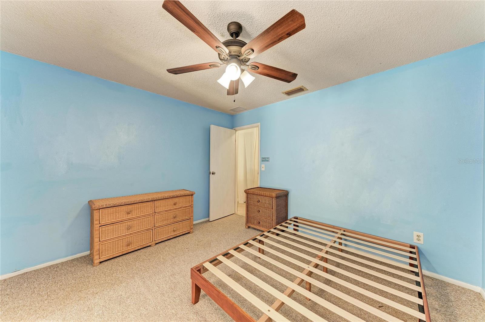 2219 LOCKWOOD MEADOWS CIR — photo 33