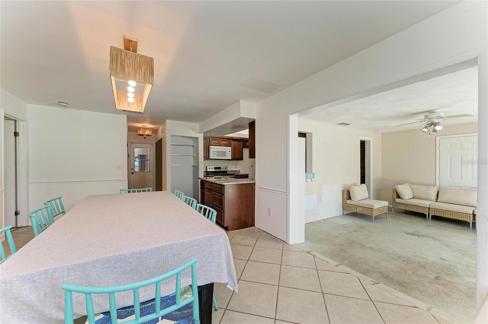 2219 LOCKWOOD MEADOWS CIR — photo 35