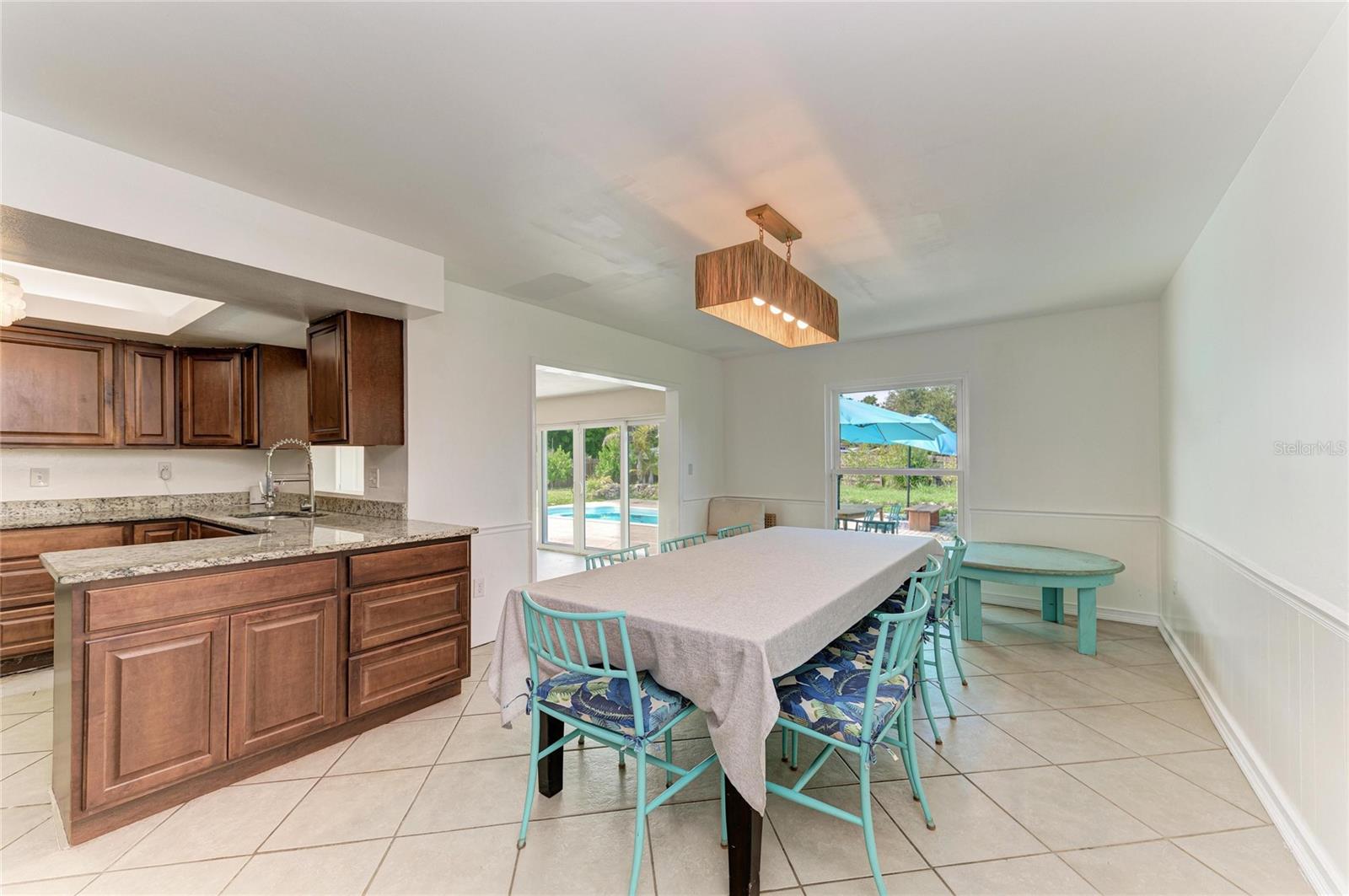 2219 LOCKWOOD MEADOWS CIR — photo 18