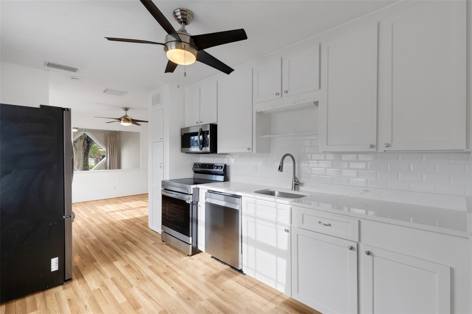5211 48TH TER N — photo 17