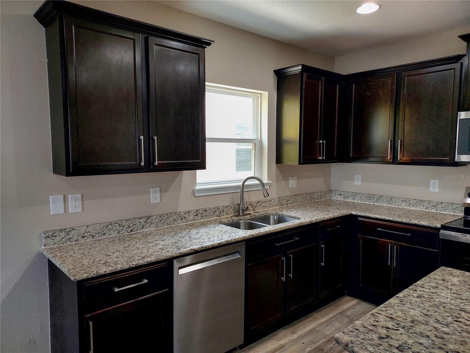 4743 SOMERSET HILL LN — photo 5