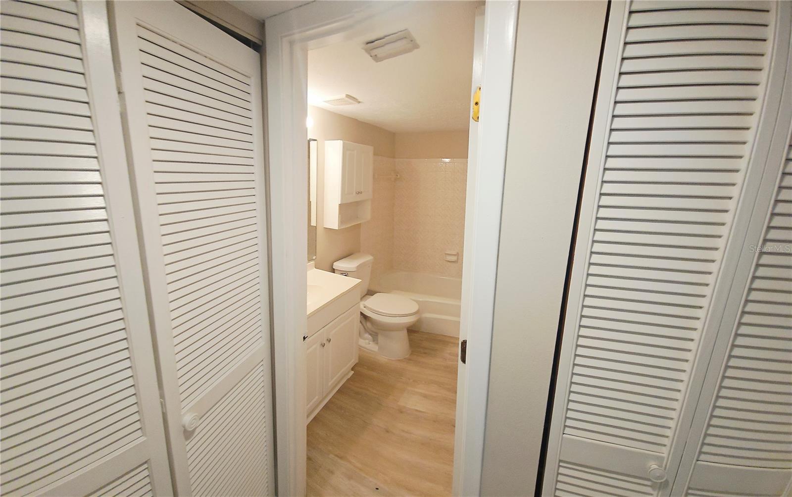 1650 PINE TREE LN #204 — photo 14