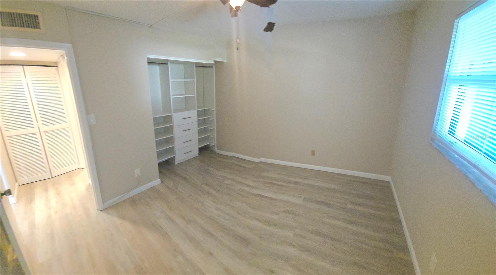 1650 PINE TREE LN #204 — photo 17