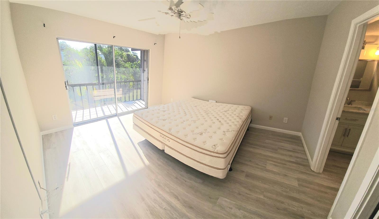 1650 PINE TREE LN #204 — photo 10