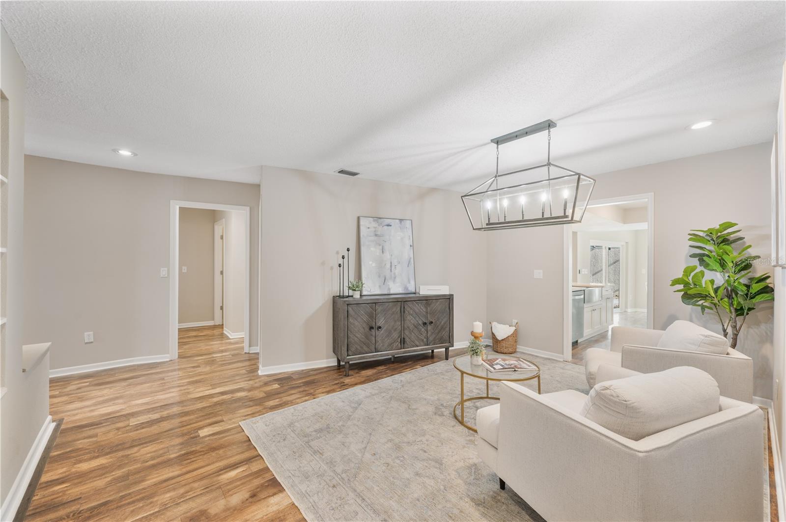 13510 AVISTA DR — photo 6