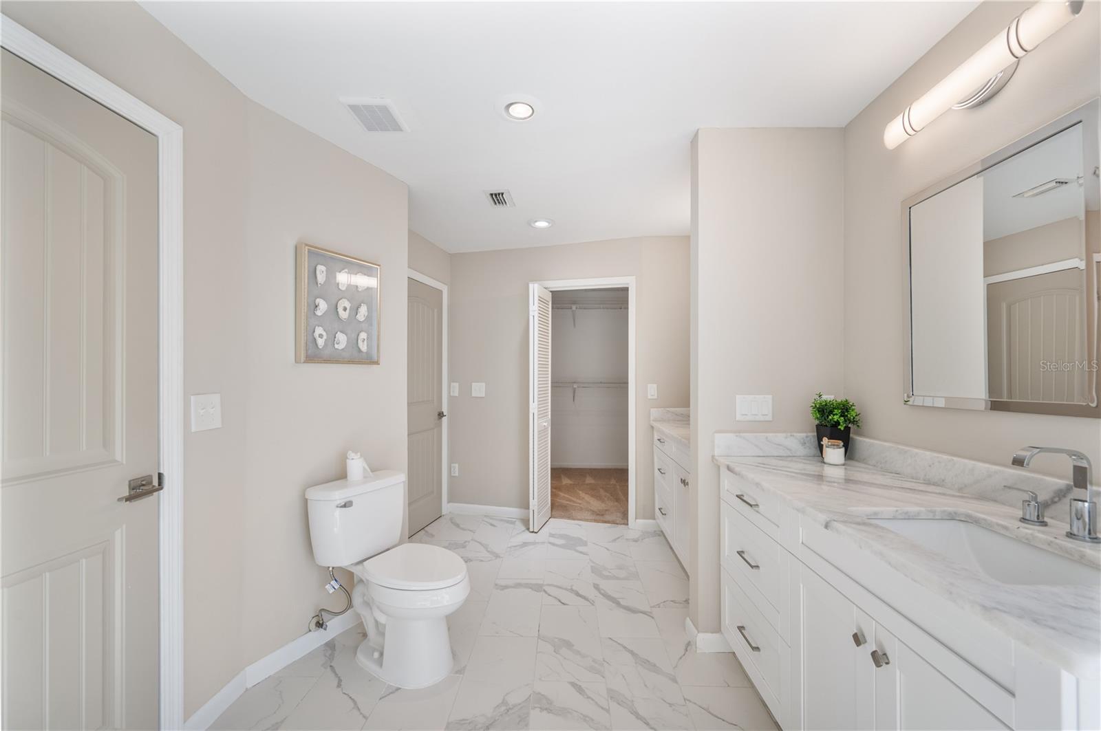 13510 AVISTA DR — photo 22