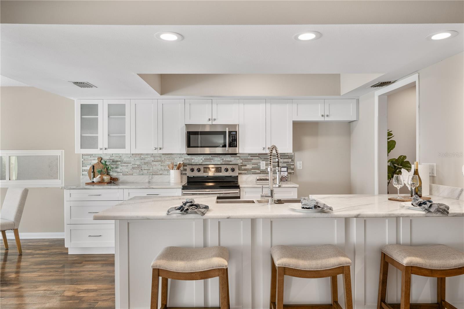 13510 AVISTA DR — photo 10