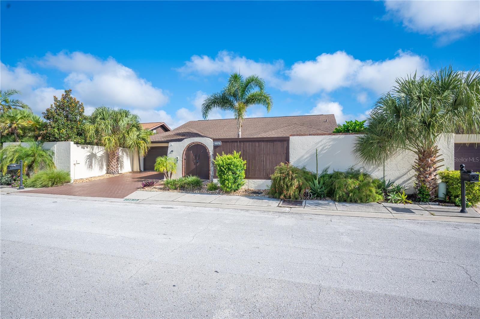 13510 AVISTA DR — photo 53