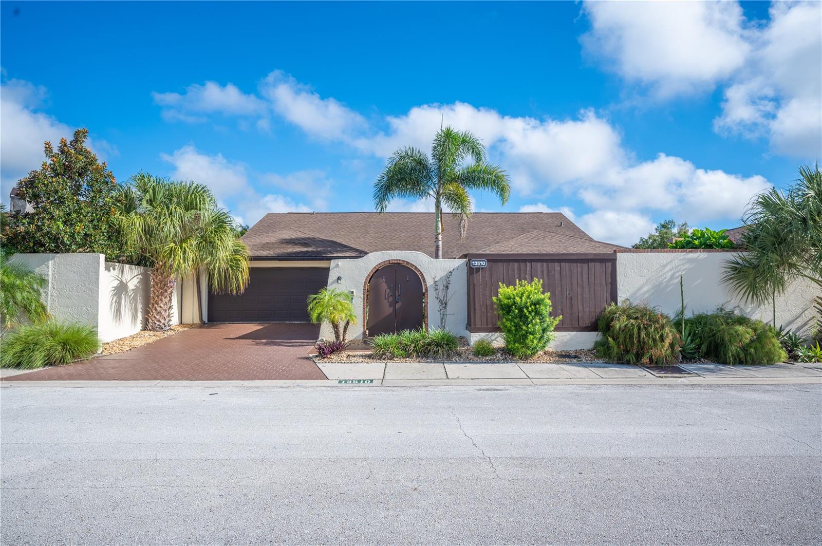 13510 AVISTA DR — photo 49