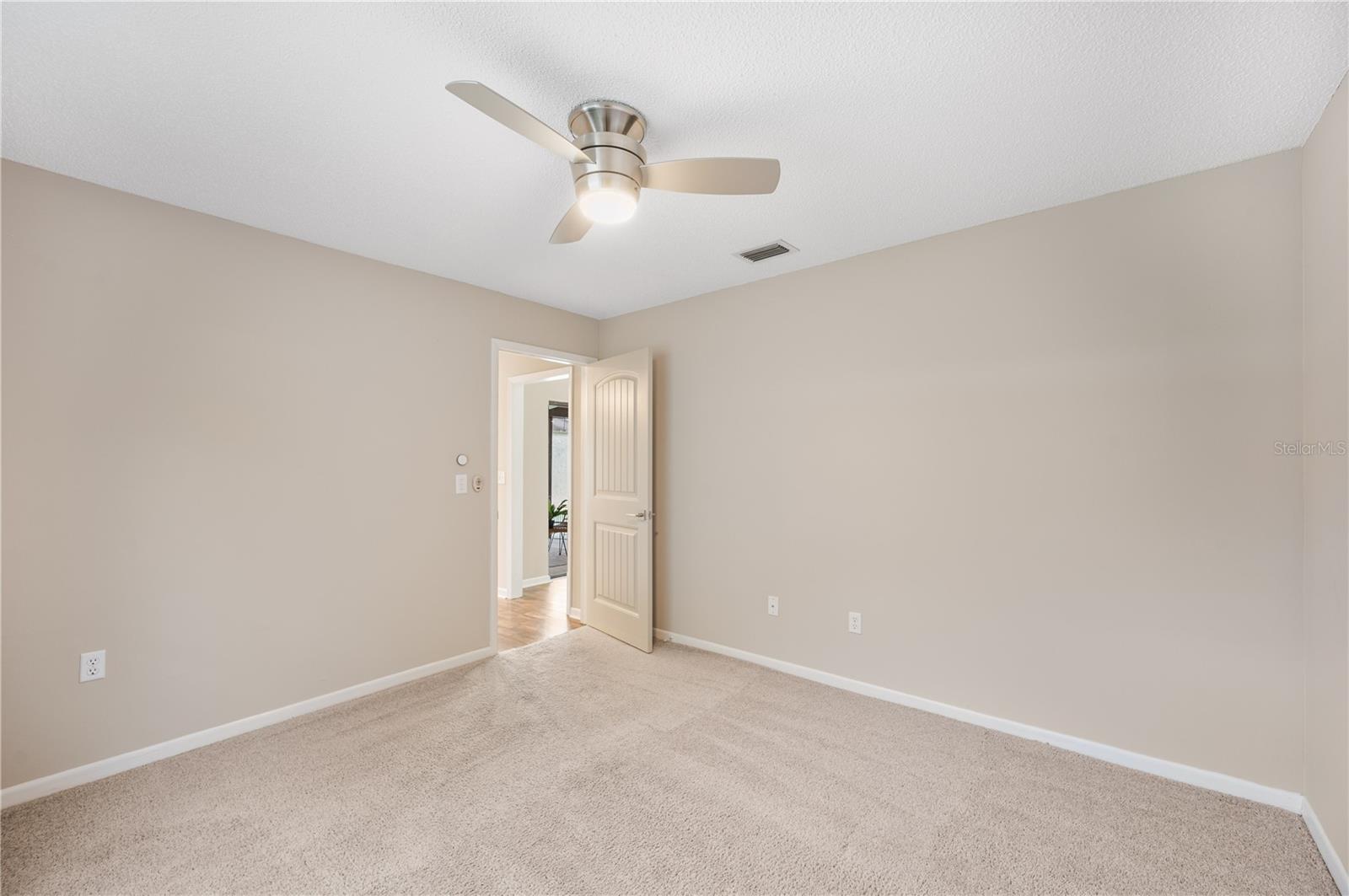13510 AVISTA DR — photo 37