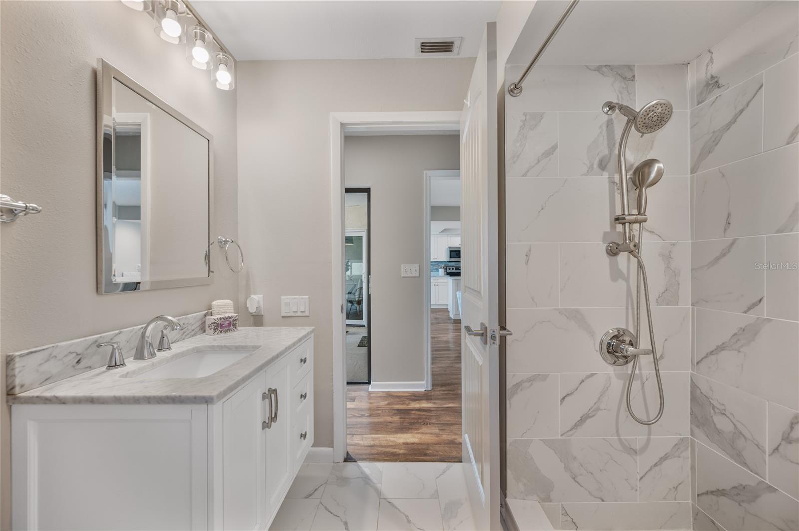 13510 AVISTA DR — photo 27