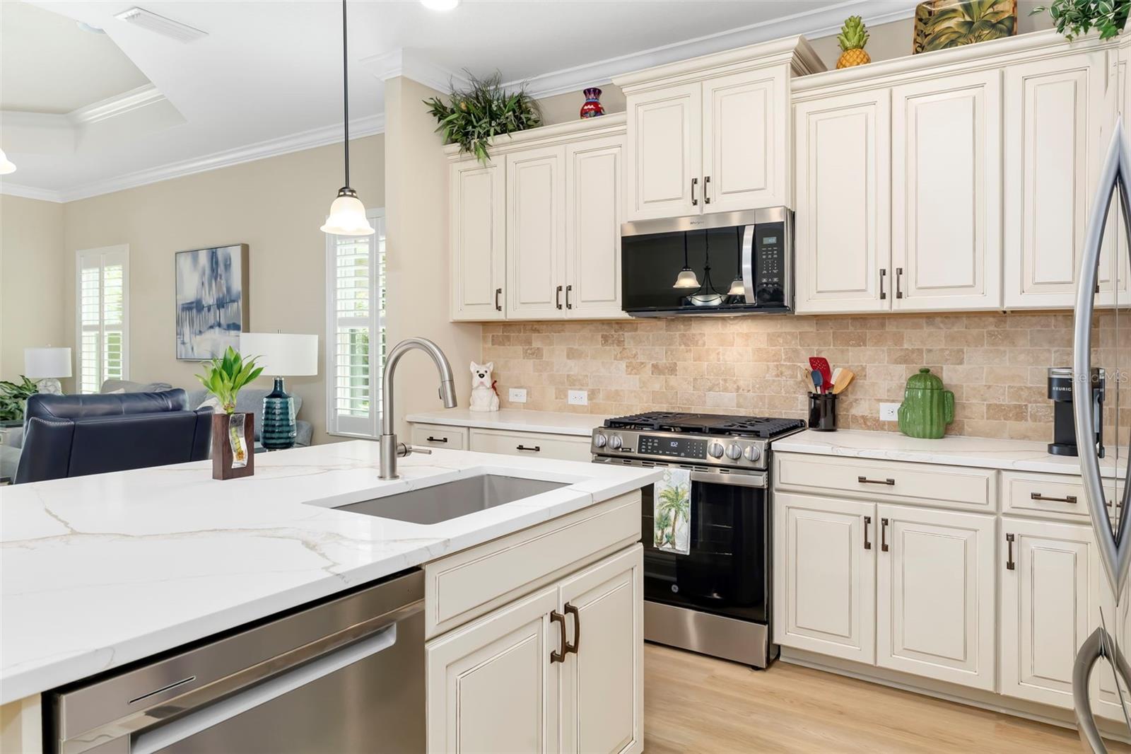 21620 AVON PARK CT — photo 13