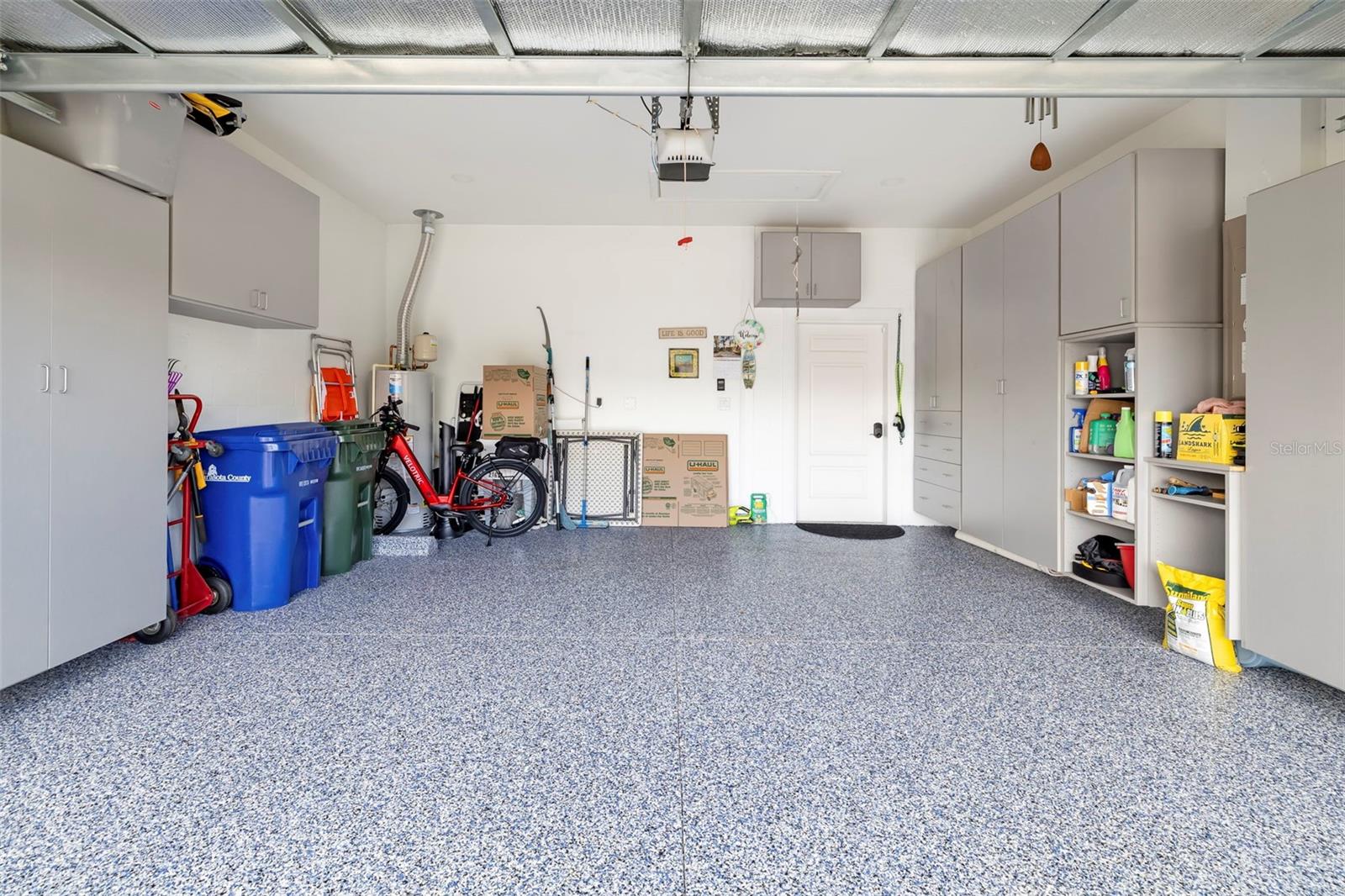 21620 AVON PARK CT — photo 36