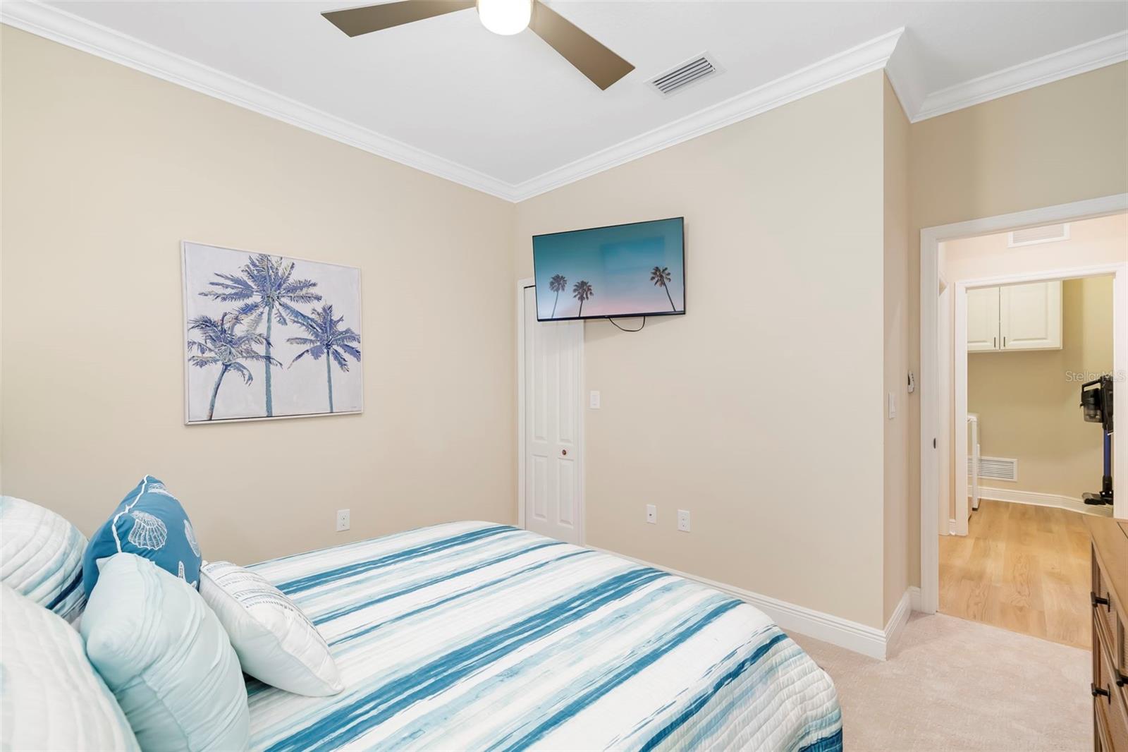 21620 AVON PARK CT — photo 28