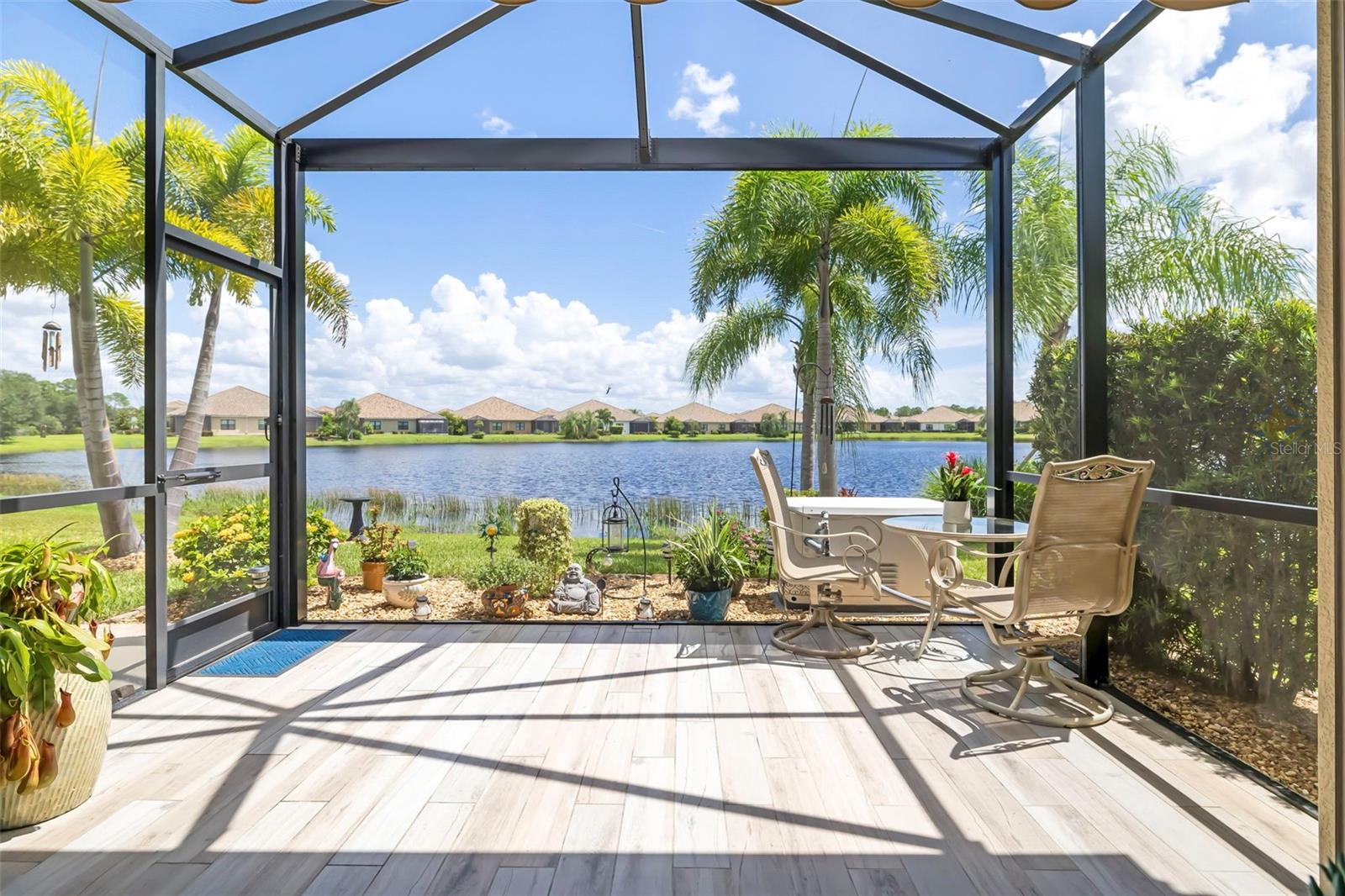 21620 AVON PARK CT — photo 3