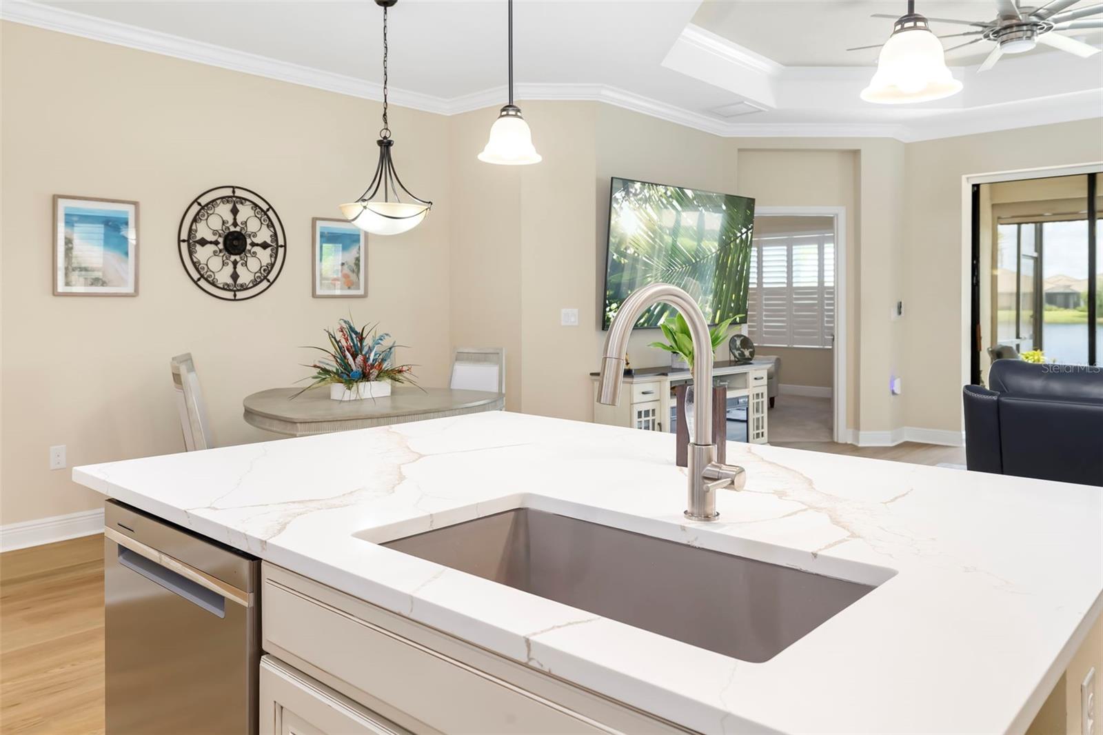 21620 AVON PARK CT — photo 17