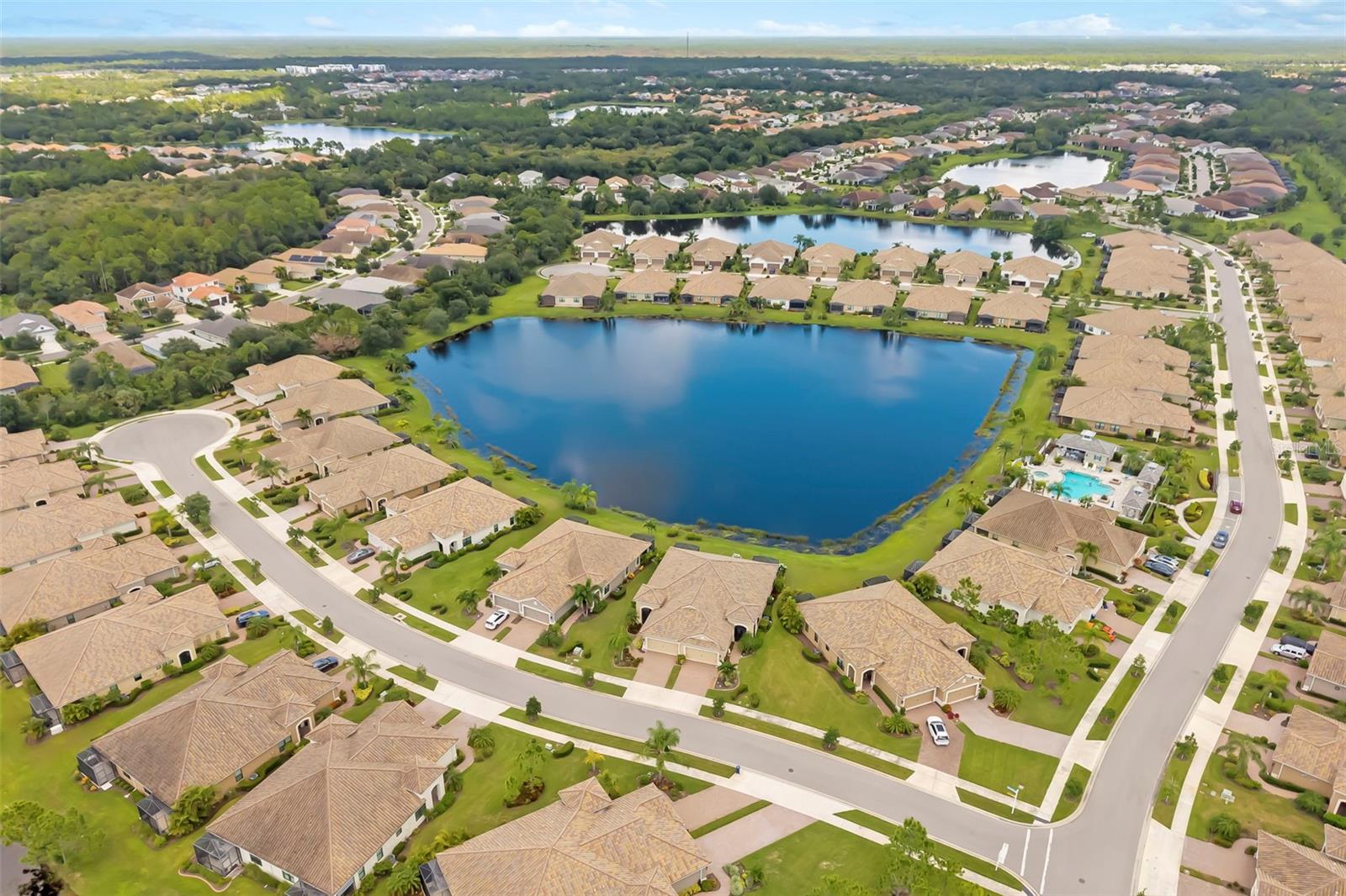 21620 AVON PARK CT — photo 74
