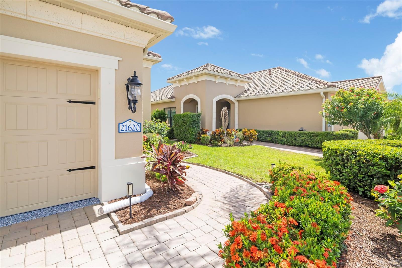 21620 AVON PARK CT — photo 42