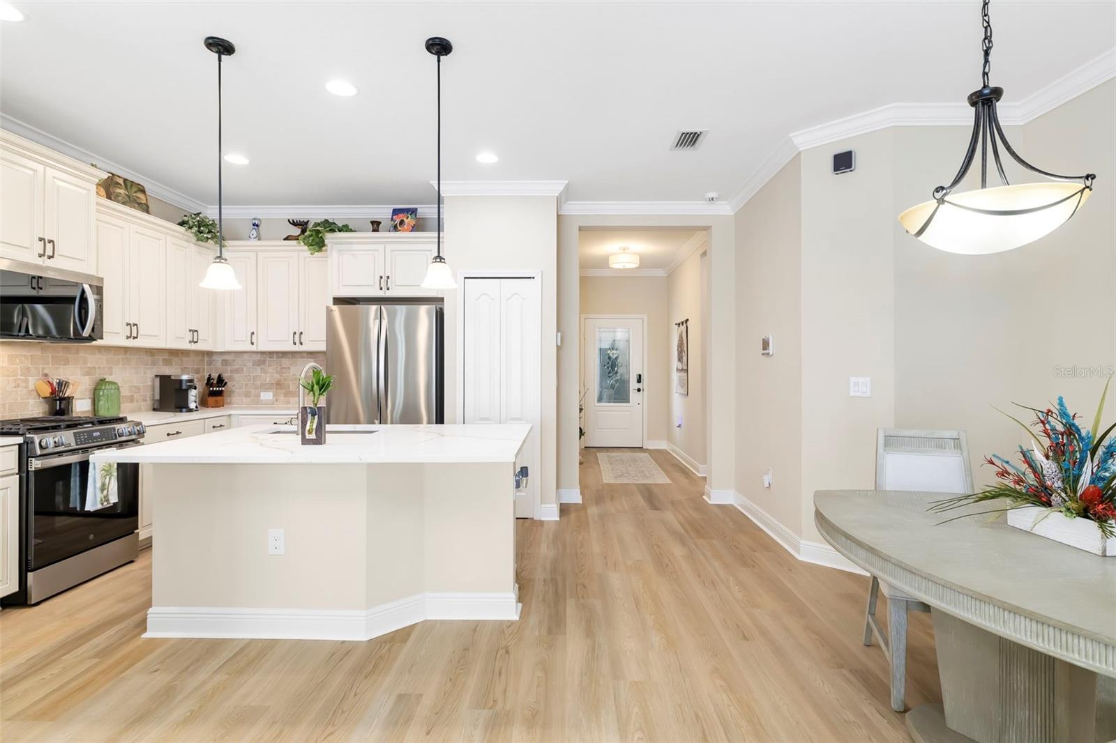 21620 AVON PARK CT — photo 11