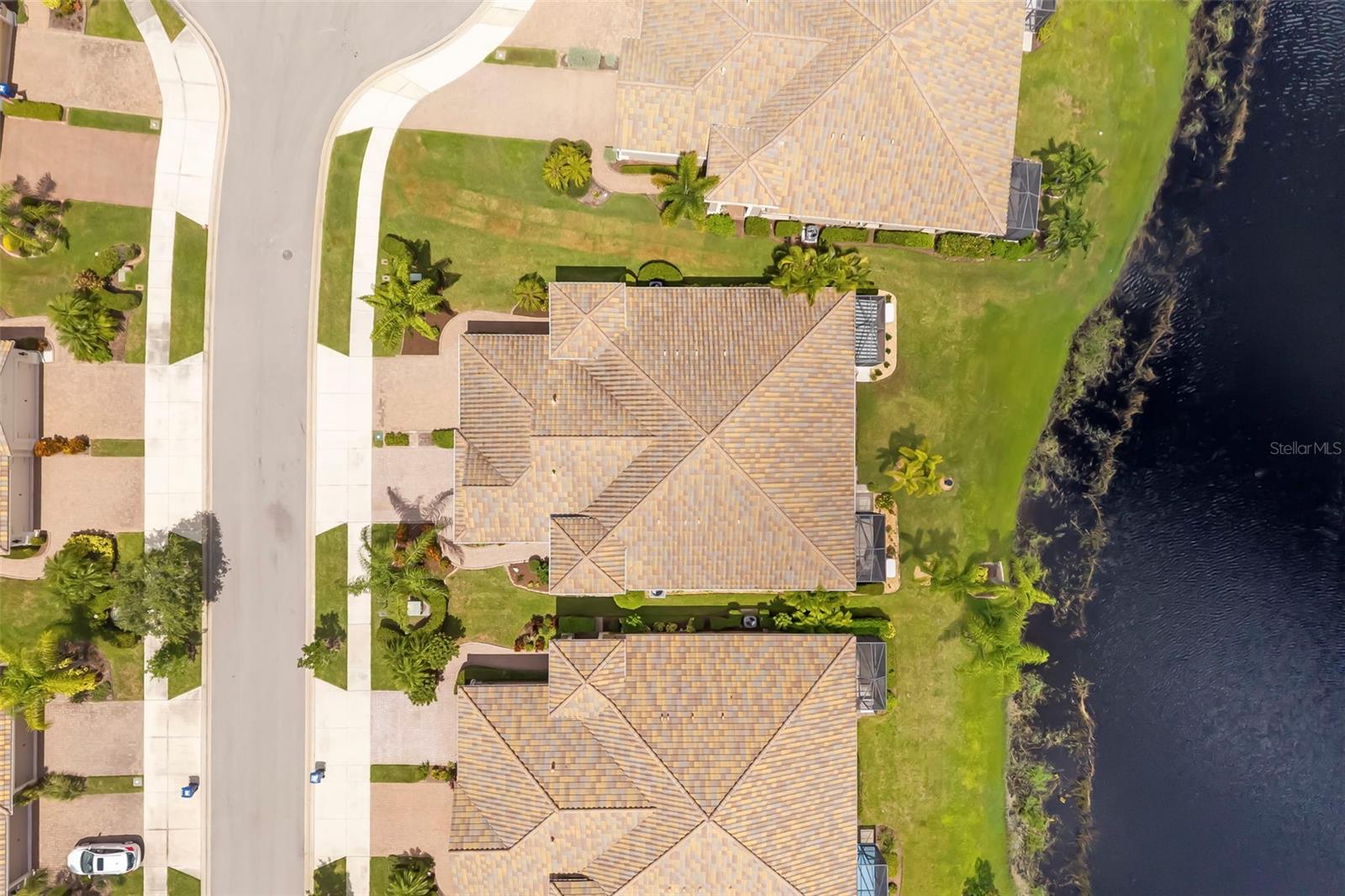 21620 AVON PARK CT — photo 76