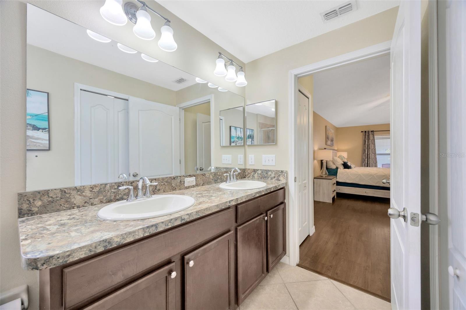 15430 LONG CYPRESS DR — photo 19