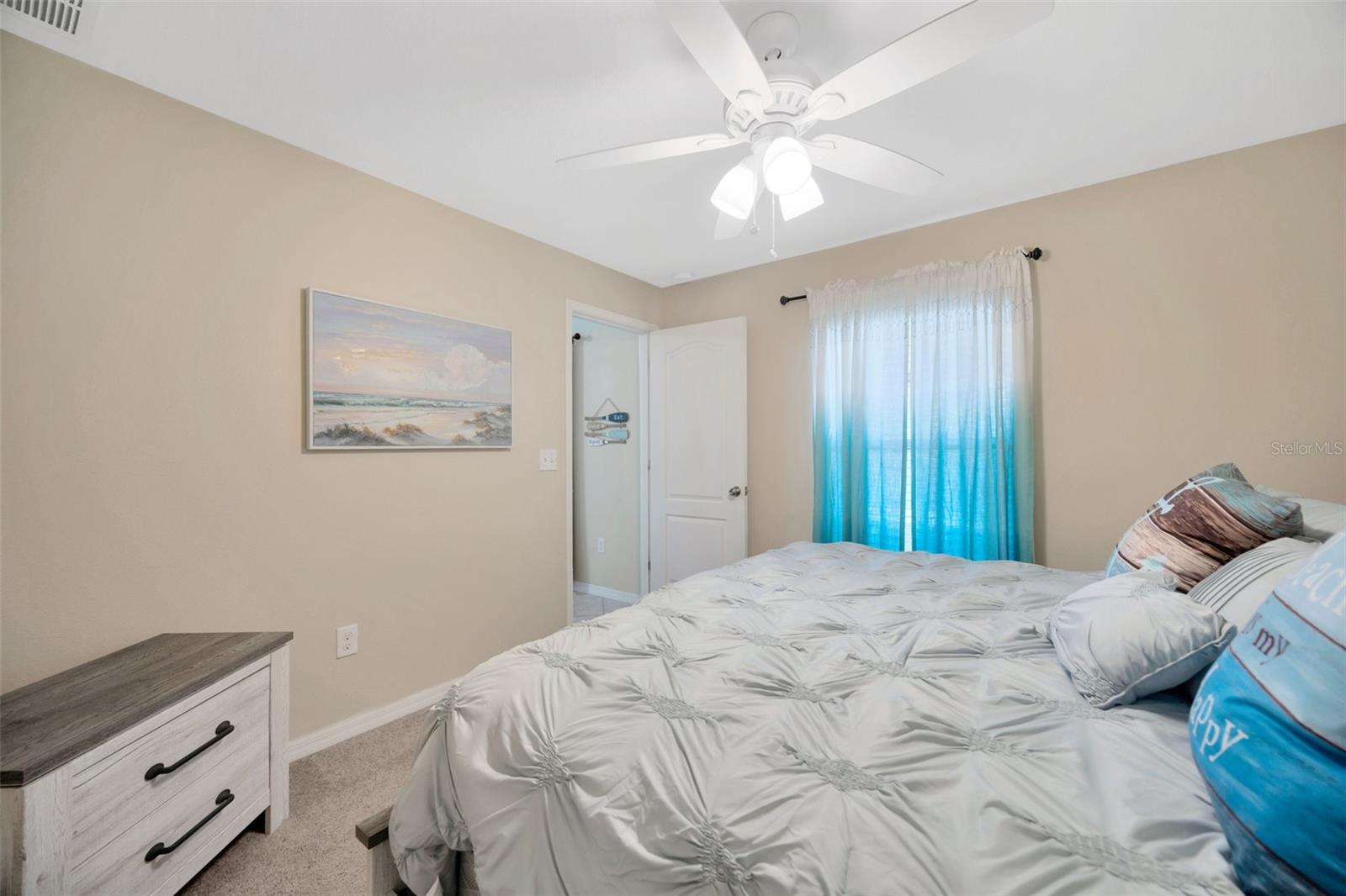 15430 LONG CYPRESS DR — photo 32