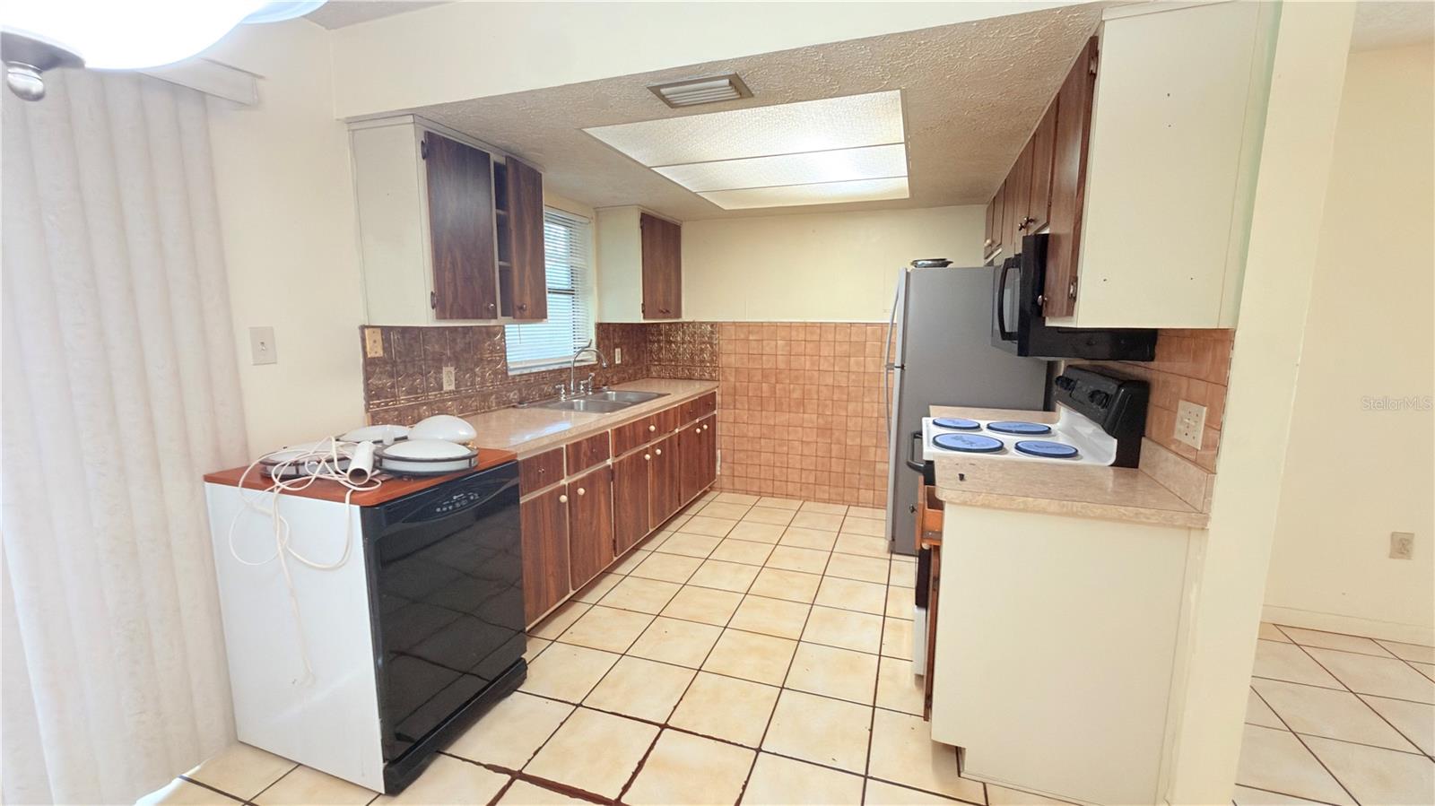 5403 DRINKARD DR — photo 35