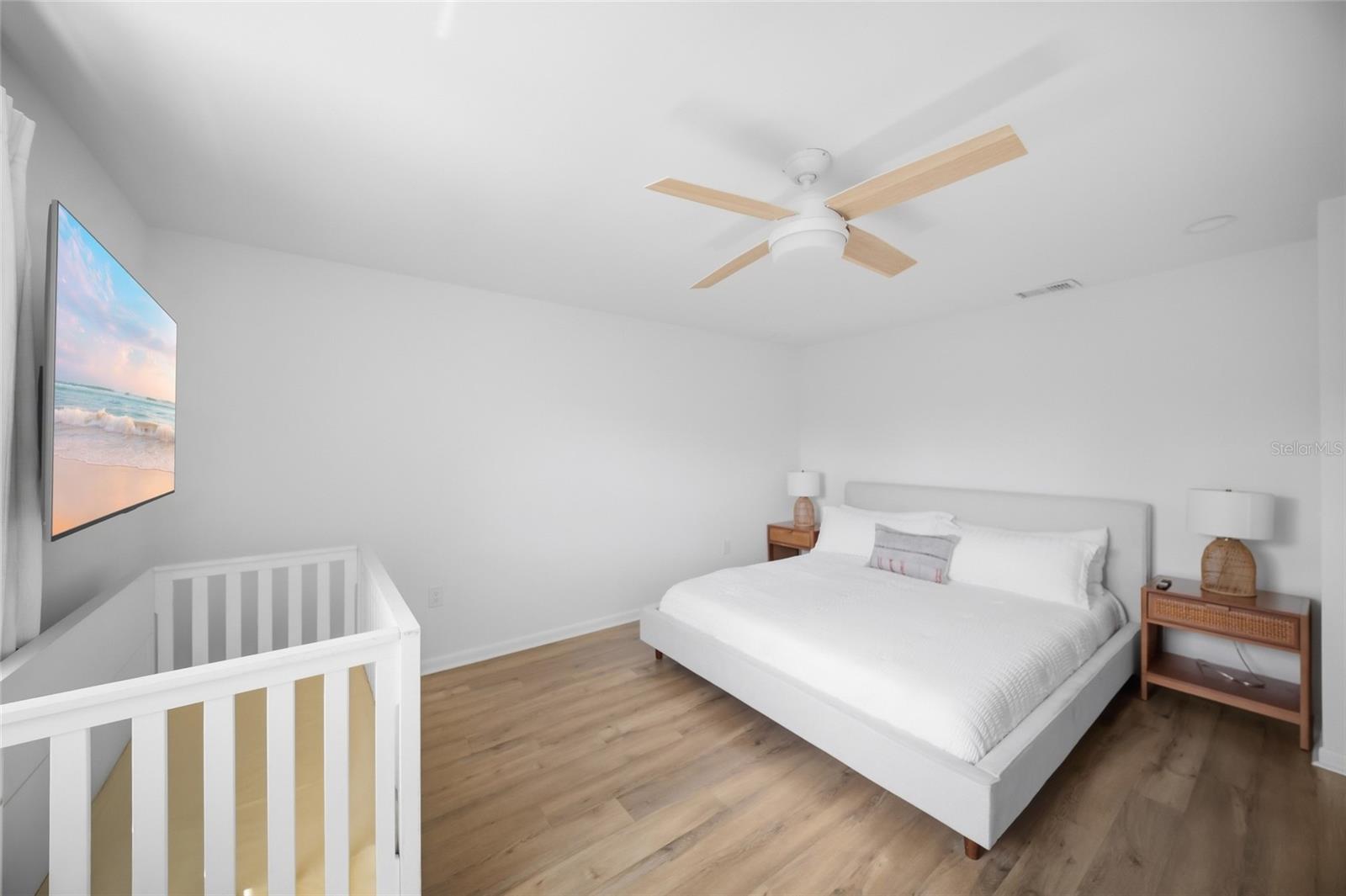 254 GLADIOLUS ST — photo 18