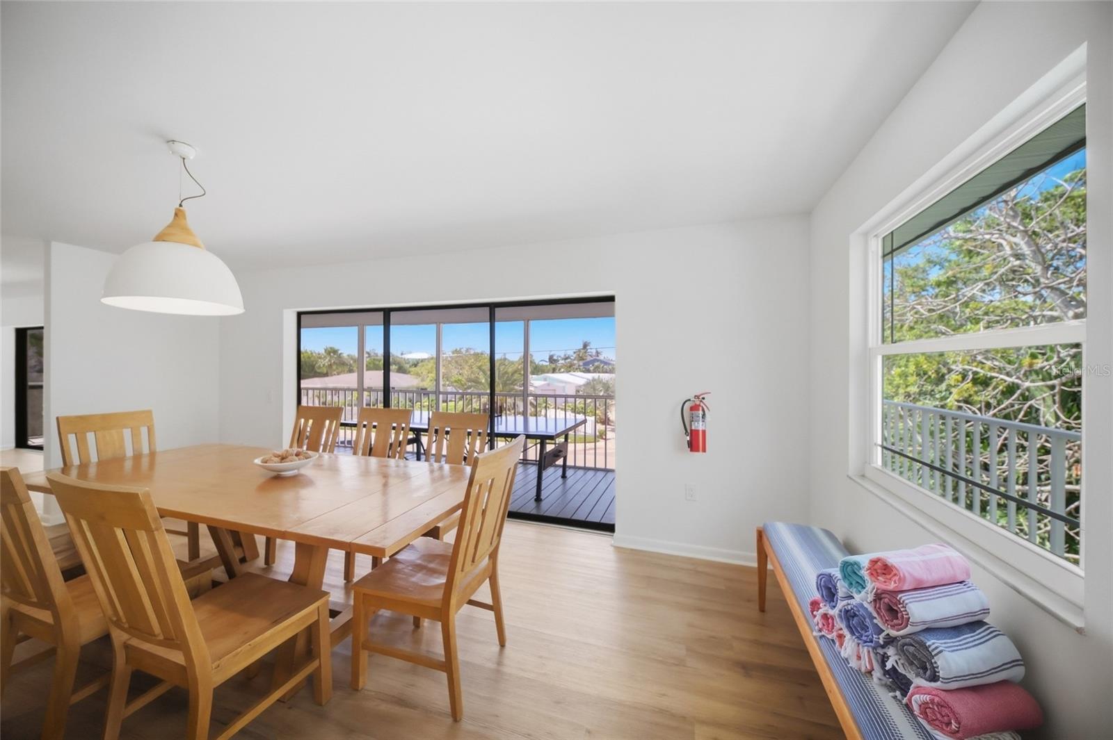 254 GLADIOLUS ST — photo 12