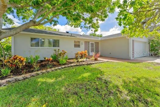 344 CROSSWINDS DR — photo 3