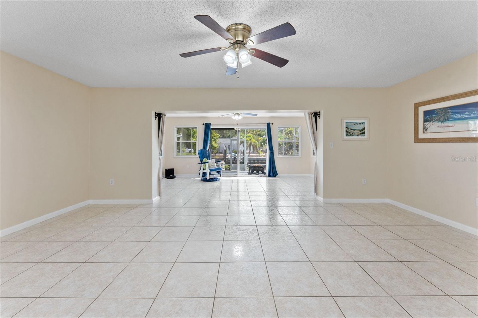344 CROSSWINDS DR — photo 13