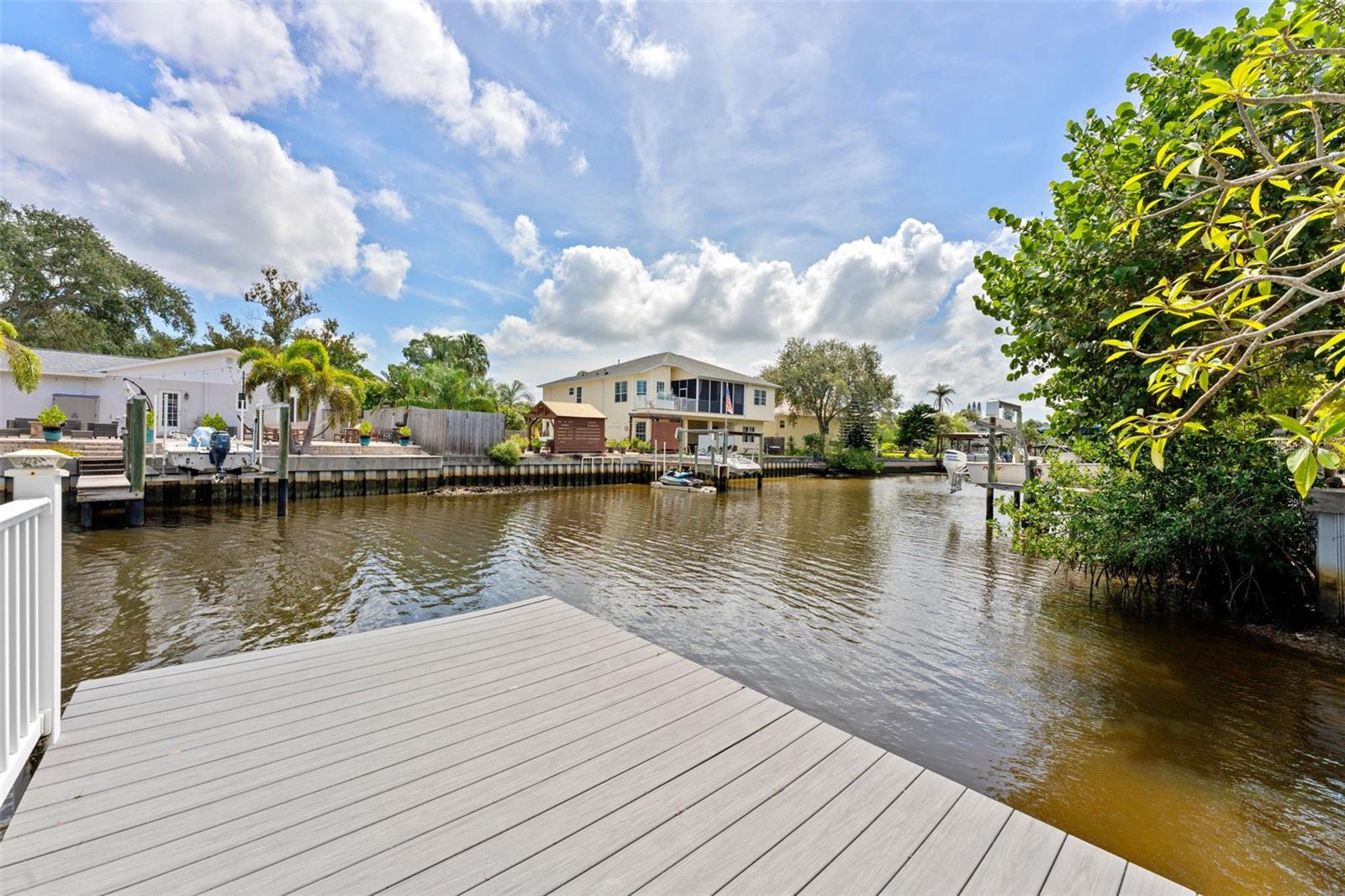 344 CROSSWINDS DR — photo 24